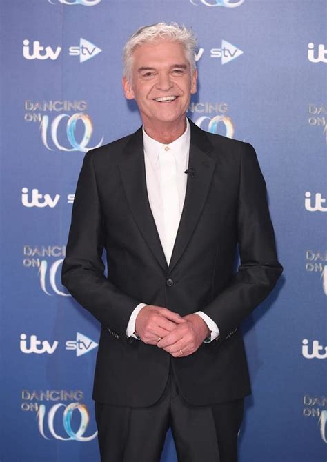 phillip schofield s signature hairstyle as he stuns fans with new lockdown look rsvp live