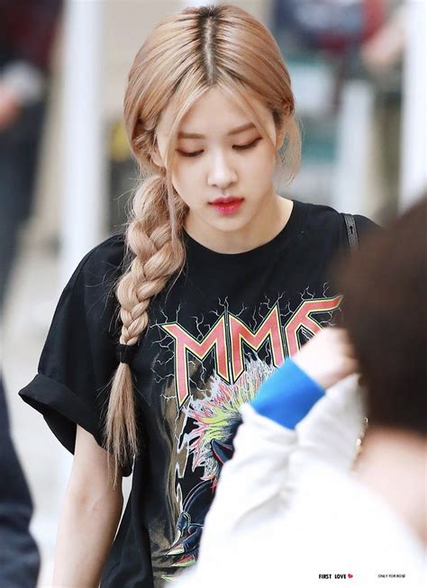 Rosé Pics On Twitter Rosé Hairstyles Blackpink Rosé Hairstyles Rosé Hairstyle Blackpink