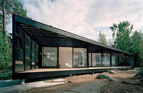 LINGKAR WARNA Desain Rumah Bergaya Kontemporer Scandinavia