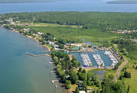 Madeline Island Yacht Club In La Pointe Wi United States Marina