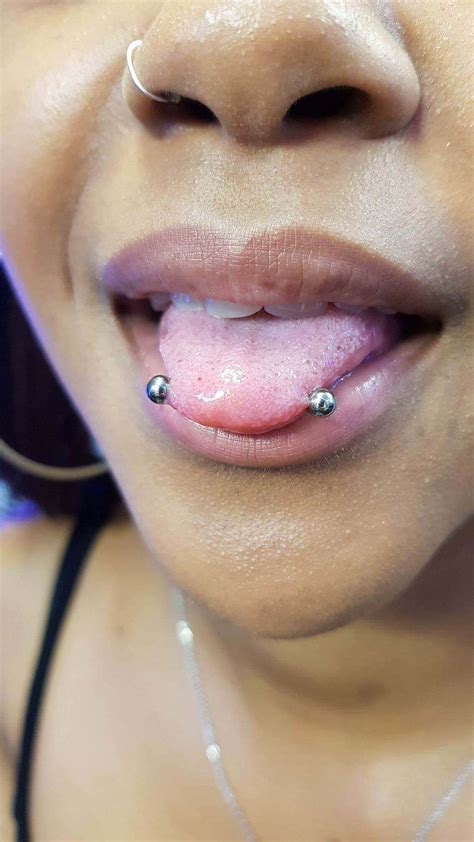 Snake Eyes Piercing People Are Using Piercings To Turn Their Tongues Into Snakes Metro News