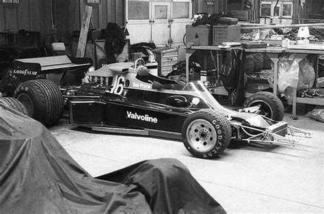Tom Pryce トム・プライス Formula 1 Black Stripes Antique Cars Thomas