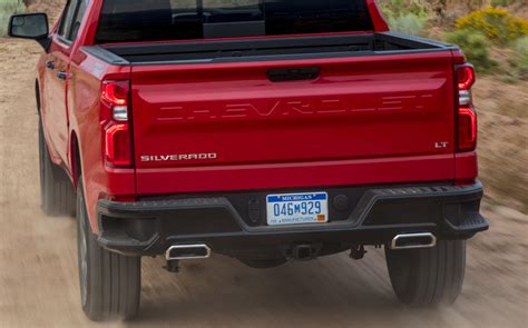 2019 Chevrolet Silverado Vs Gmc Sierra Sibling Differences Compared