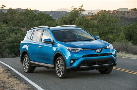 2017 Toyota Rav4 Reviews And Rating Motor Trend