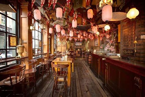 Cozy Traditional Pub Near Covent Garden Spacehuntr