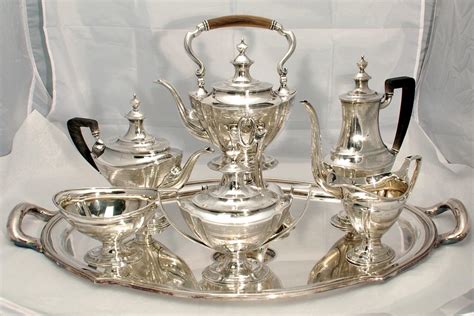 Tiffany And Co 7 Pc Sterling Silver Tea And Coffee Service With Matching