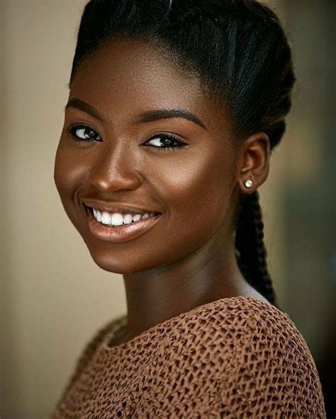 Pin By 🌻🌸 A H G 🌸🌻 On Melanated Beauties Dark Skin Beauty Dark Skin Women Beautiful Dark Skin