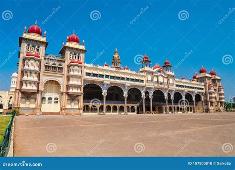 El Palacio Real De Mysore En La India Foto De Archivo Imagen De