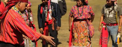Grupos Étnicos Culturais Na Guatemala E Artigos Pg Academia Espanhola Antiguena Market Tay