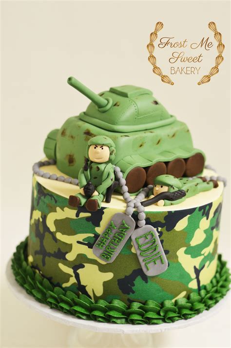 After much deliberation i decided on cupcakes. army cake.jpg | Army birthday cakes, Army cake, Cake ...