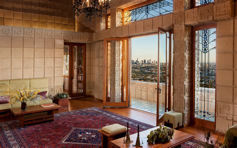 Frank Lloyd Wrights Ennis House Sells For 18 Million