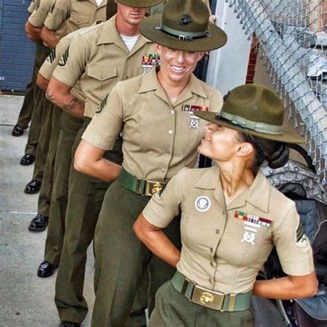 Pin By Alberto Familiar On Uniformes Serena Military Women Female