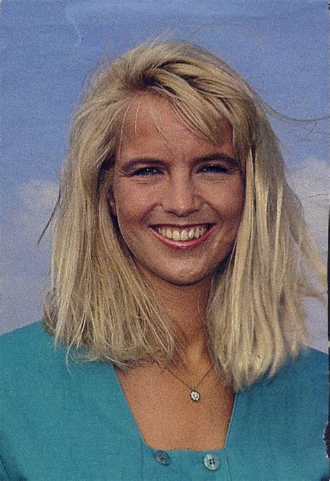 «кристальная музыка» «sony» «universal music» «студия союз» «linda music». Linda de Mol 1985 - 1990