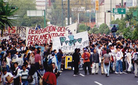 Documental Huelga En La Unam1999 Cuando El Mundo No Se Inundaba De