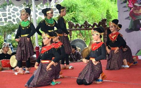 Penjelasan Lengkap 25 Jenis Tari Tradisional Dari Jawa Tengah
