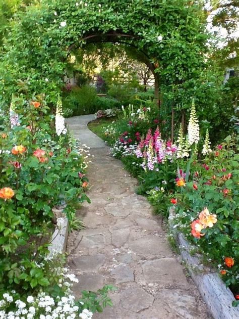 30 Brilliant Garden Path Walkways Design Ideas With Images