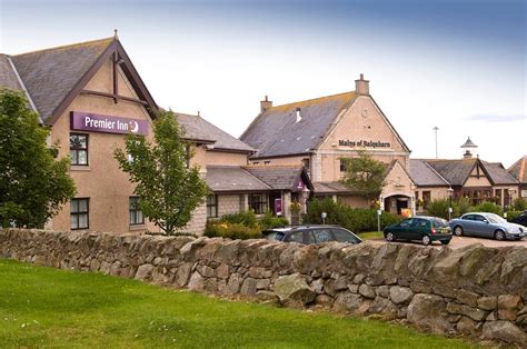 Breathtakingly beautiful, beguiling and exciting, scotland offers us the highlands, legendary lochs, lush forests, isolated isles of shetland and the hebrides and prestigious cities alongside intriguing local cuisines, customs and dialects. PREMIER INN ABERDEEN SOUTH (PORTLETHEN) HOTEL - Reviews ...