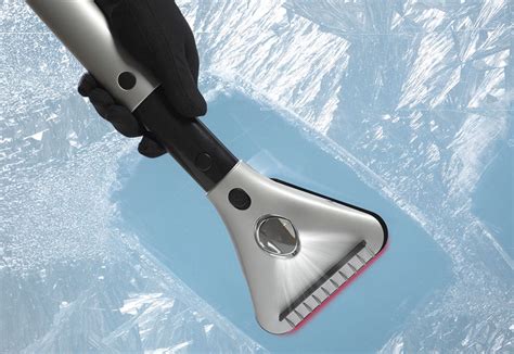 Vecceli Italy Unique Design Heated Ice Scraper