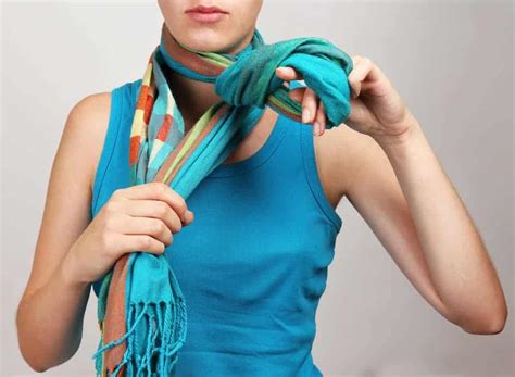 How To Tie A Scarf 19 Different Ways Step By Step Illustrations