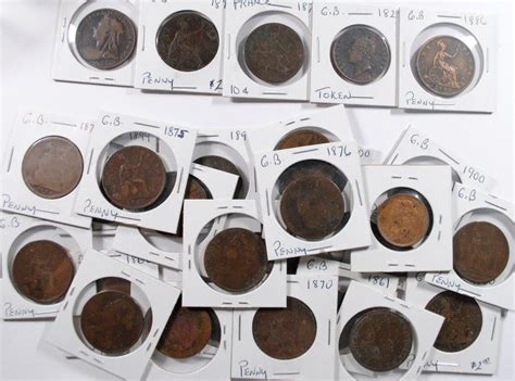 Large Lot Of Foreign Copper 35 Coins