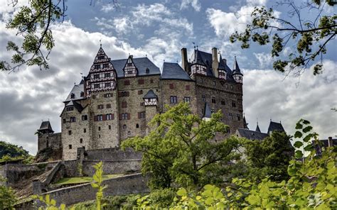 1920x1200 Eltz Castle Wallpaper Free Hd Widescreen Coolwallpapersme