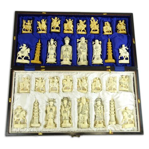Mid 20th Century Chinese Ivory Chess Set In Mother Of Pearl Inlaid