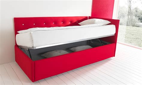 Divano con spalliera curva e base in metallo. Line by Bolzan… divano letto singolo con secondo letto o con contenitore, cassetti salvaspazio e ...