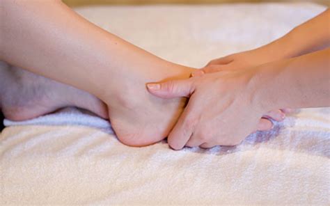 Everything To Know About A Couples Massage Massage And Spa Blog