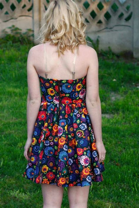 Pin By Edyta Anna On Pomysły Na Stroje Summer Dresses Fashion Women