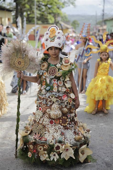 Imagen Sobre Traje Típico De Ariel Murillo Ramos En Bellezas De My