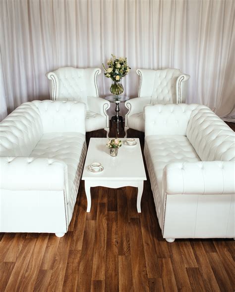 This sofa commands attention as a true design masterpiece. Luxury British-Made White Leather Chesterfield Sofa Set ...