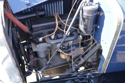 4 Cylinder 1925 Chevrolet Roadster Convertible 4 Cylinder 3 Speed