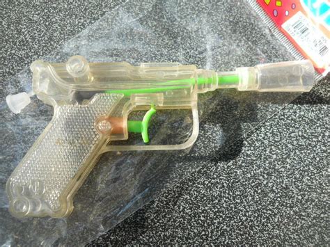 Toy Water Pistol Clear Squirt Gun 007 Style Vintage Squirt Toys