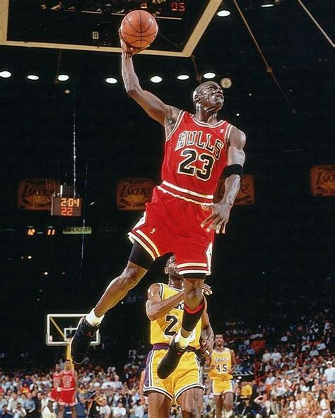 1991 Finals Mvp Michael Jordan Pictures Michael Jordan Basketball