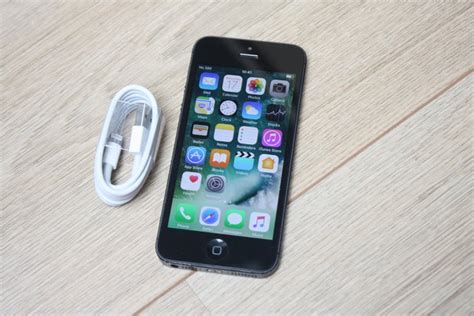 Apple Iphone 5 Black And Slate 32gb Model A1429 With Catawiki