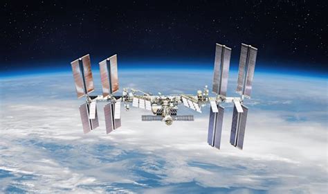 European Space Agency Head Supports The Iss Extension To 2030 Orbital