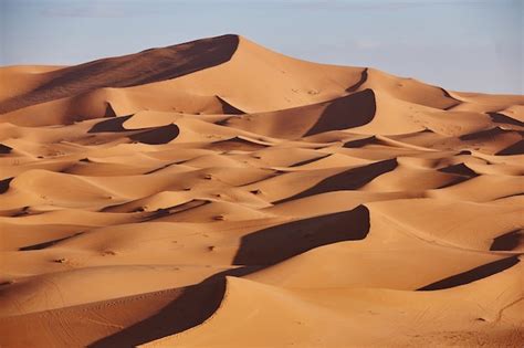 Infinitas Arenas Del Desierto Del Sahara Hermoso Atardecer Sobre Las