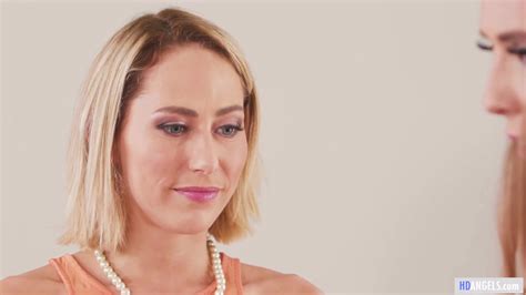 Free Hd Carter Cruise Uses Her Wannabe Sorority Sisters