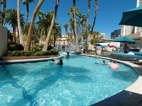 Top 20 Las Vegas Resort Pools Part 1 Las Vegas Resorts Las Vegas Hotels Mgm Grand Las