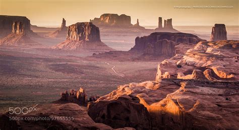 The Hunts Mesa A Rock Formation In Monument Valley Utah Pic