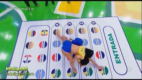 Hot Girls Play Twister Youtube
