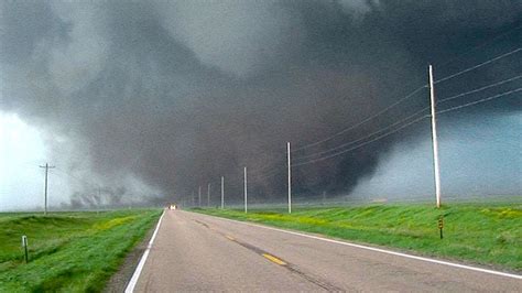 5 Monster Tornadoes Caught On Camera Youtube