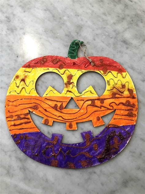 Fun And Easy Halloween Craft For Kindergarten