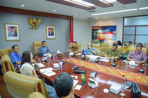Sekretariat Kabinet Republik Indonesia Deputi Perekonomian Setkab