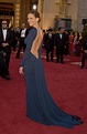 Hilary Swank at the 2005 Academy Awards | Historic Oscars Red Carpet ...