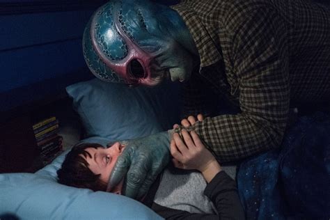 Watch Resident Alien Excerpt Theres An Alien Under The Bed Episode