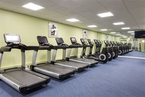 West Palm Beach Marriott Fitness Center Holiday Holidays Guestroom