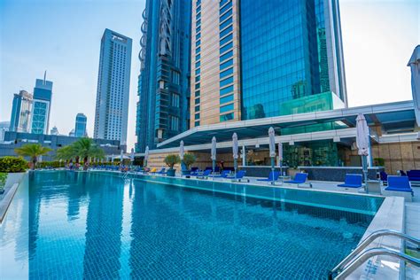 Mosaic Pool Lounge The Restaurant | Sofitel Dubai Downtown