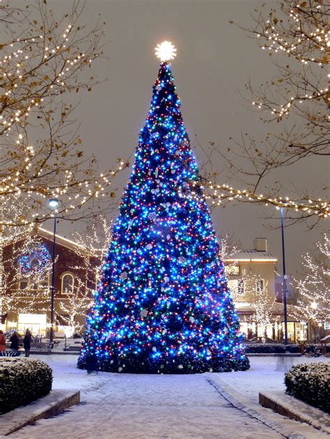 Blue Christmas Christmas At Easton Town Center Columbus Ohio
