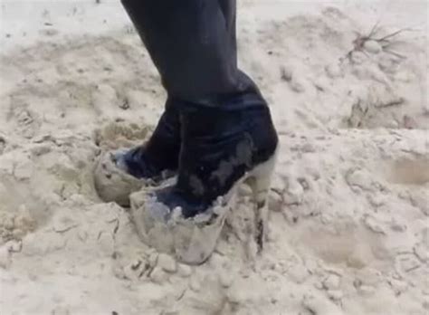 Pin By Miklish On Wet And Muddy Fun Mud Boots Extreme High Heels